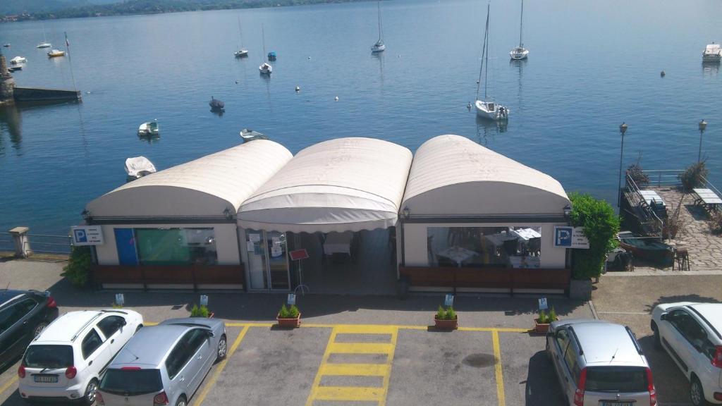 Lago Maggiore 레사 외부 사진