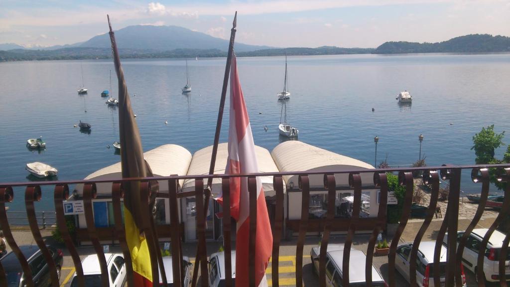 Lago Maggiore 레사 외부 사진